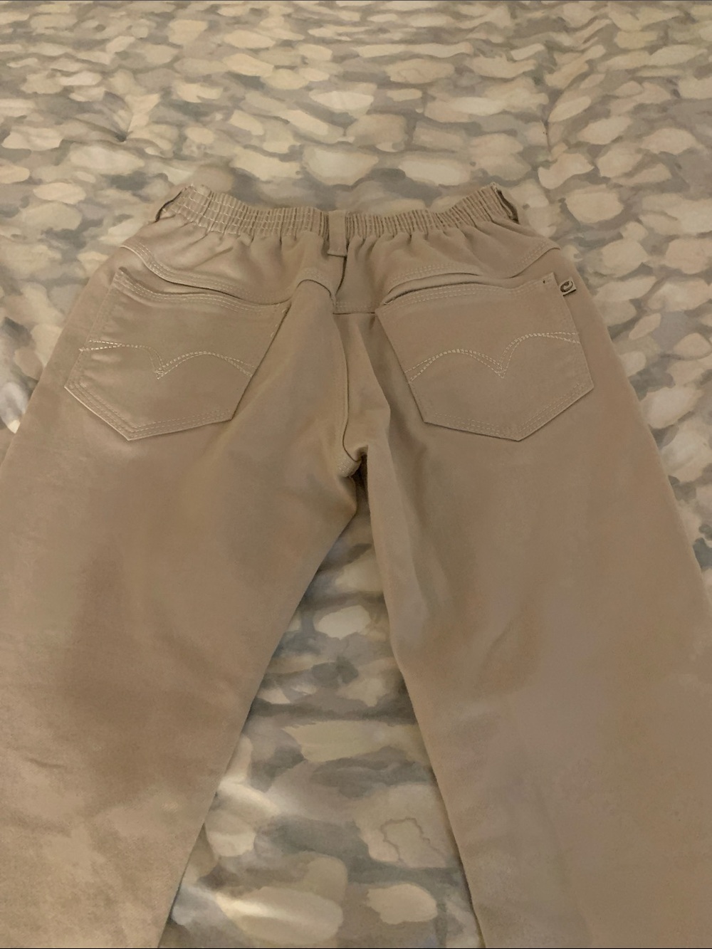 Women’s Casual Pull-On Pants in Beige